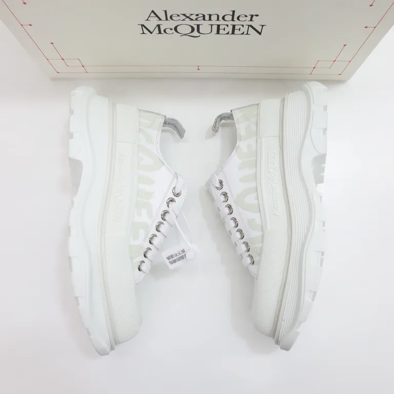 Alexander McQueen Shoe 